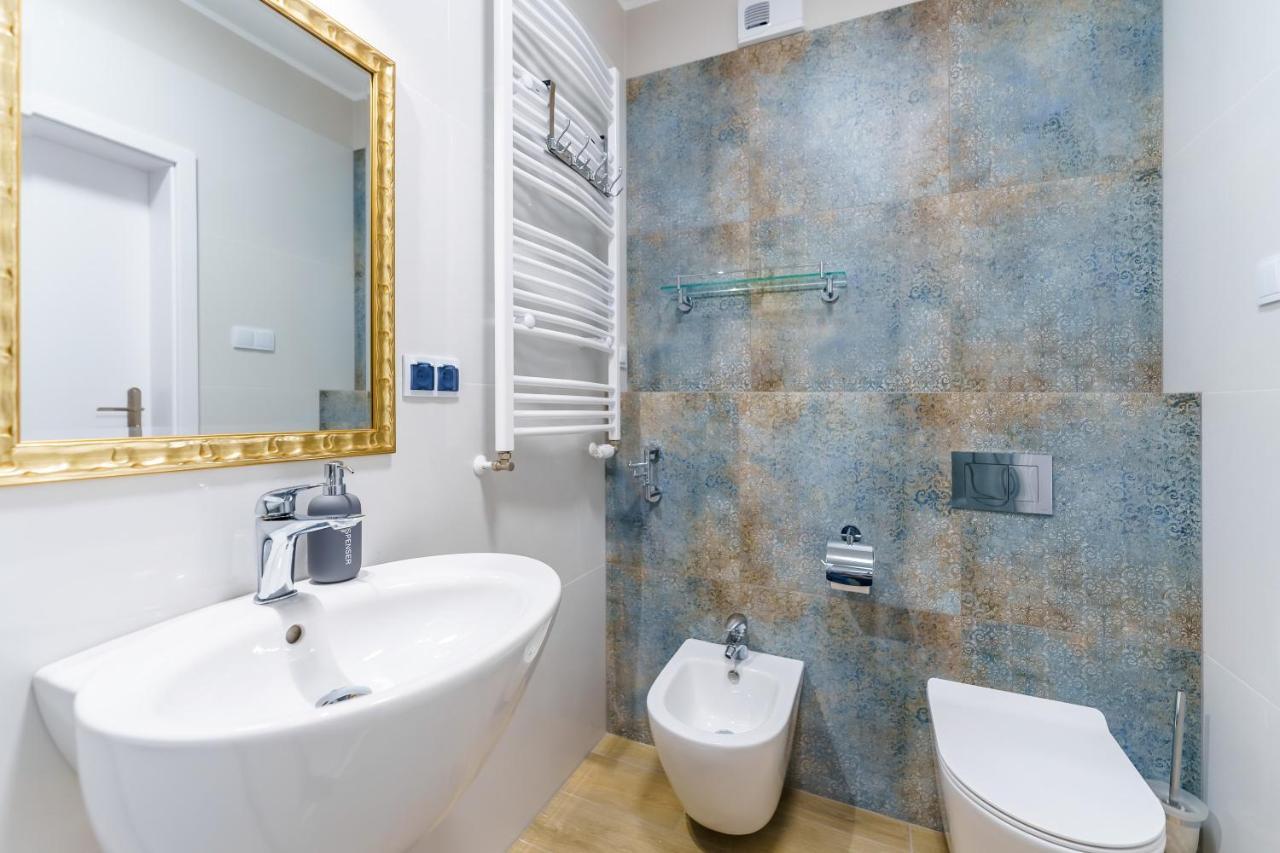 Apartament Kapitanski Z Widokiem Na Morze 4 Pietro - By Perlowa Przystan Rent 시아노제티 외부 사진